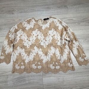 Few Moda New York Tan White Floral Lace Scalloped Blouse Top Small